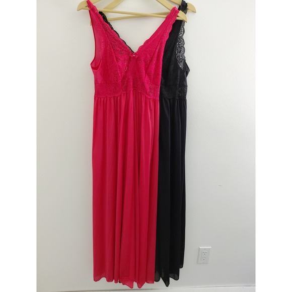 2 Vintage Shadowline Large Lace Bodice Long Lingerie Nightgown Red and  Black - threedaughtersproperties.com